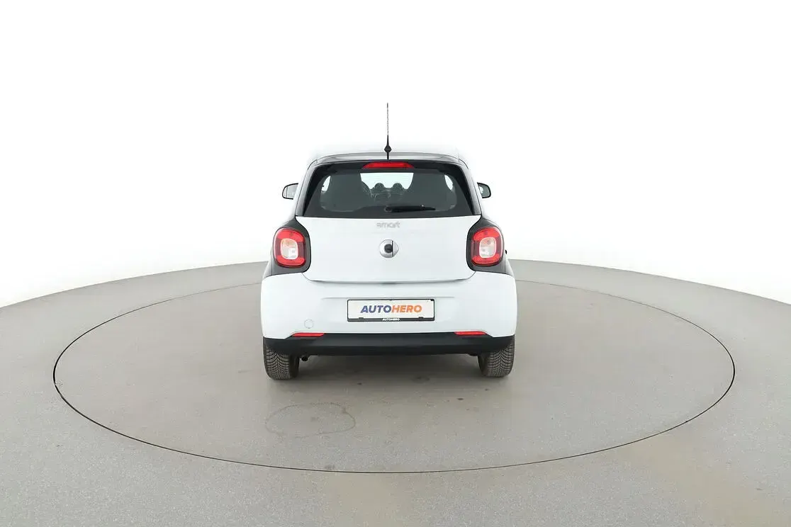 Gebraucht Smart ForFour Basis 71 PS (52 kW) 2018 Schwarz Kleinwagen