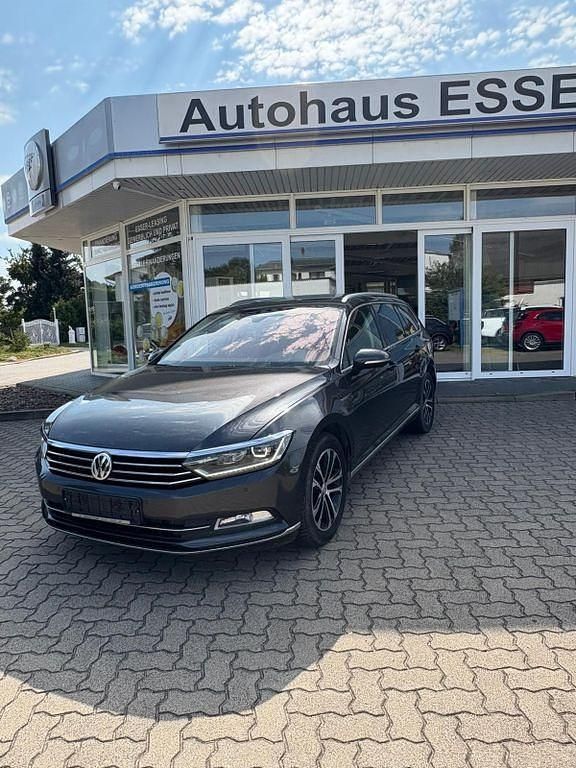 Gebraucht VW Passat Comfortline 190 PS (139 kW) 2018 Grau Kombi