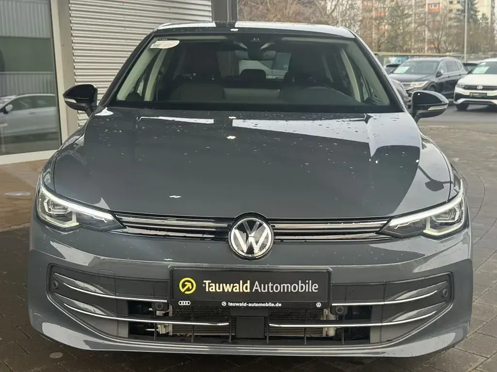 Second-hand VW Golf VIII Goal 116 CP (85 kW) 2025 Gri Berlinǎ