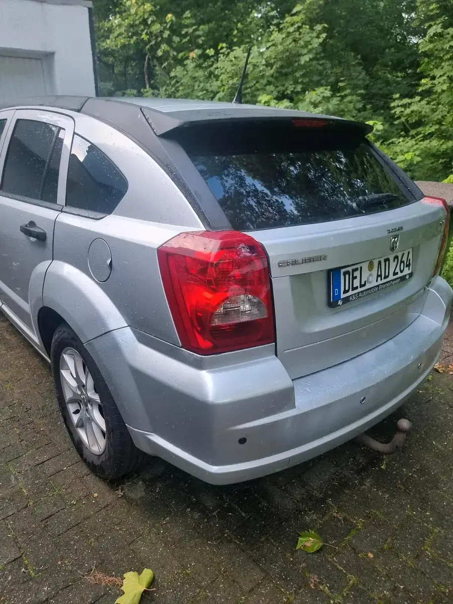 Gebraucht Dodge Caliber 140 PS (102 kW) 2009 Silber Kleinwagen