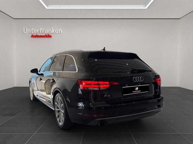 Gebraucht Audi A4 Sport 150 PS (110 kW) 2017 Schwarz Kombi