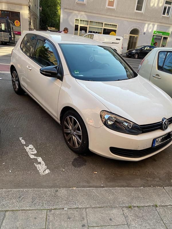 Weiß Gebraucht 2009 VW Golf VI Kleinwagen | 1.750 € (Superpreis) - Bild 1/4
