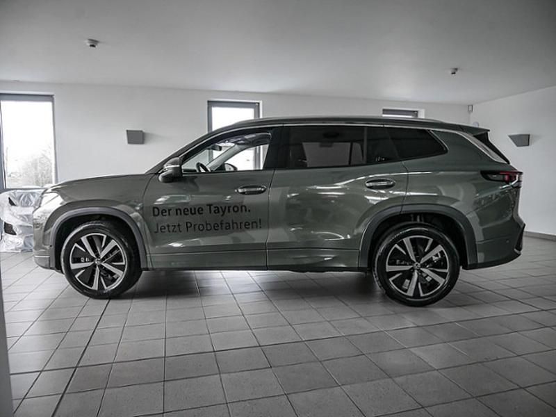 Gebraucht VW Tayron Life 150 PS (110 kW) 2025 Grün SUV