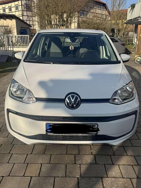 Second-hand VW e-up! 61 kW (83 CP) 2020 Alb Hatchback