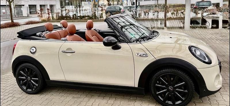 Gebraucht Mini Cooper S 192 PS (141 kW) 2019 Weiß Kleinwagen