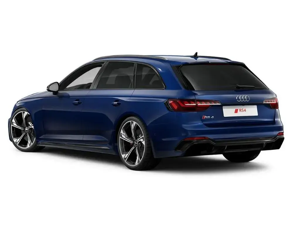 Gebraucht Audi RS4 Comfort 450 PS (330 kW) 2024 Navarrablau metallic Kombi