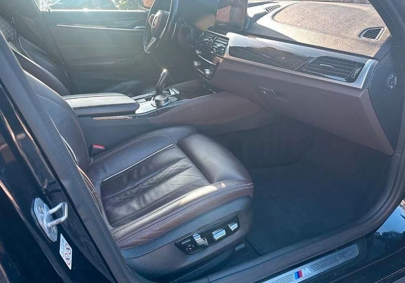 Gebraucht BMW 540 M Sport 320 PS (235 kW) 2018 Schwarz Kombi