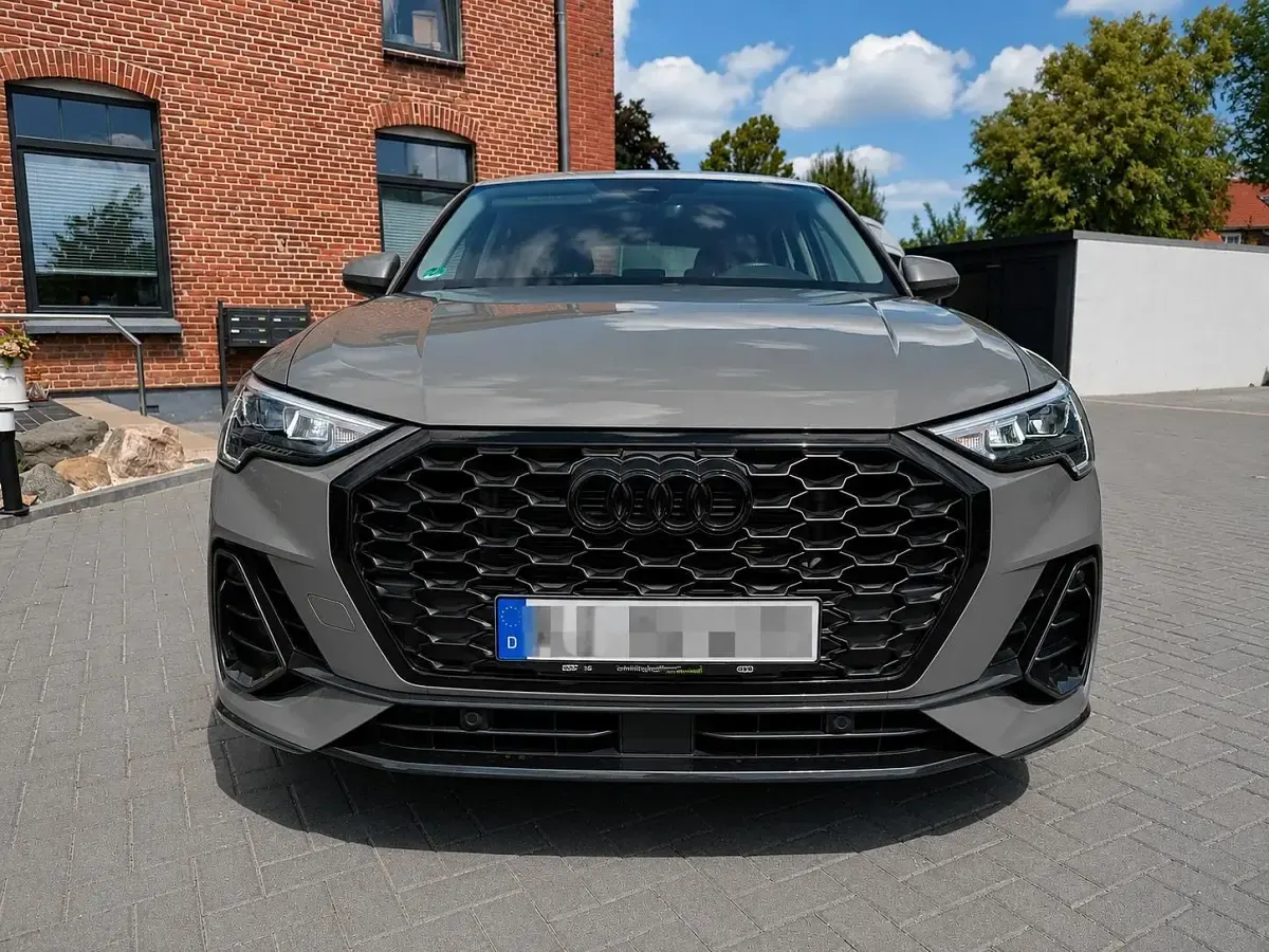 Gebraucht Audi Q3 Sportback 110 PS (80 kW) 2022 Grau SUV