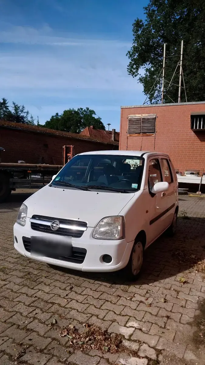 Gebraucht Opel Agila 48 PS (35 kW) 2005 Weiß Van / Kleinbus
