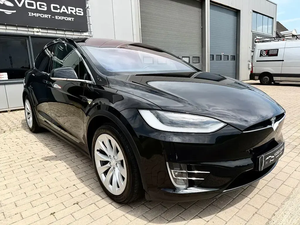 Usado Tesla Model X 384 kW (523 CV) 2018 Negro SUV