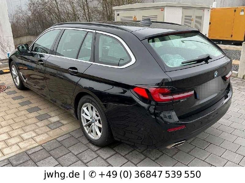 Second-hand BMW 520 Performance 190 CP (139 kW) 2022 Negru Break