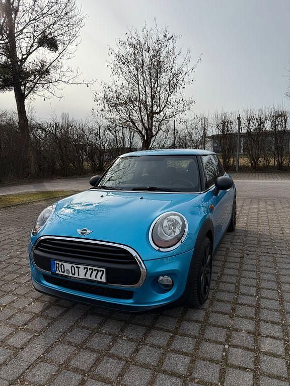 Gebraucht Mini ONE 102 PS (75 kW) 2017 Blau Kleinwagen
