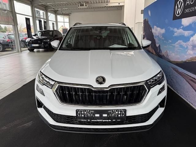 Gebraucht Skoda Karoq Ambition 150 PS (110 kW) 2023 Weiß perleffekt SUV