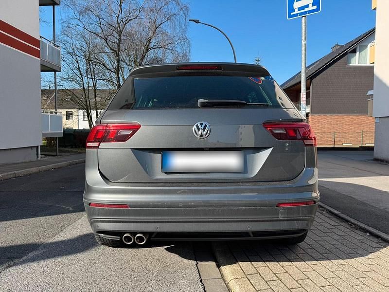 Gebraucht VW Tiguan Join 150 PS (110 kW) 2018 Grau SUV