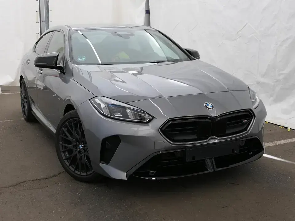 Gebraucht BMW M235 Shadowline 300 PS (220 kW) 2025 Skyscrapergrau Coupé