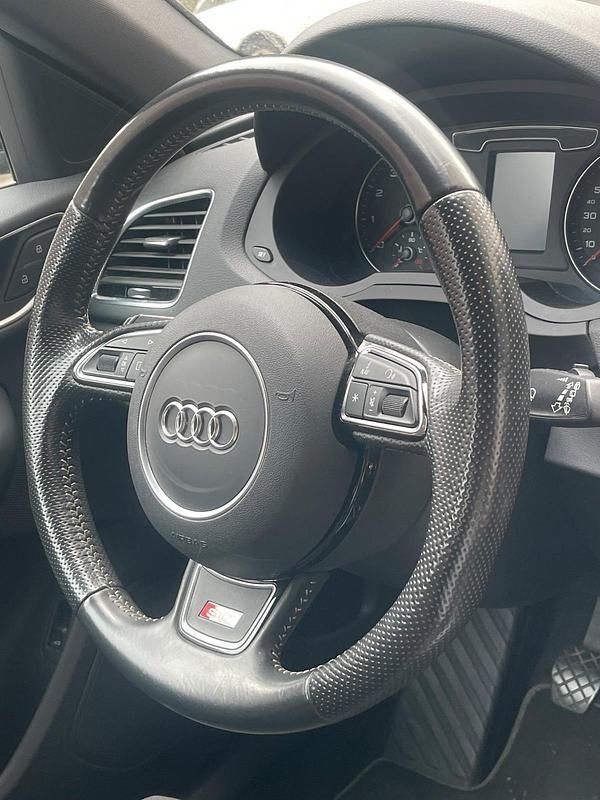 Gebraucht Audi Q3 S-Line 150 PS (110 kW) 2015 Schwarz SUV