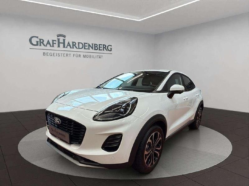 Frostweiß Gebraucht 2025 Ford Puma Titanium SUV | 25.980 € (Fairer Preis) - Bild 1/4
