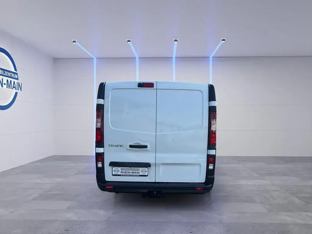 Gebraucht Renault Trafic Komfort 145 PS (106 kW) 2019 Gletscherweiss Van / Kleinbus