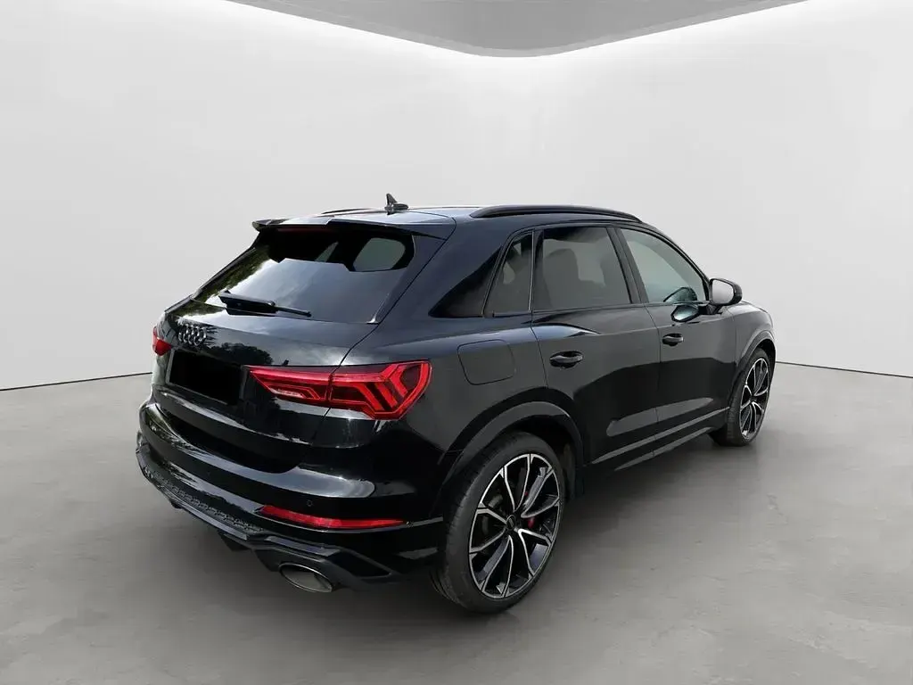 Gebraucht Audi RS Q3 Sport 400 PS (294 kW) 2024 Mythosschwarz SUV