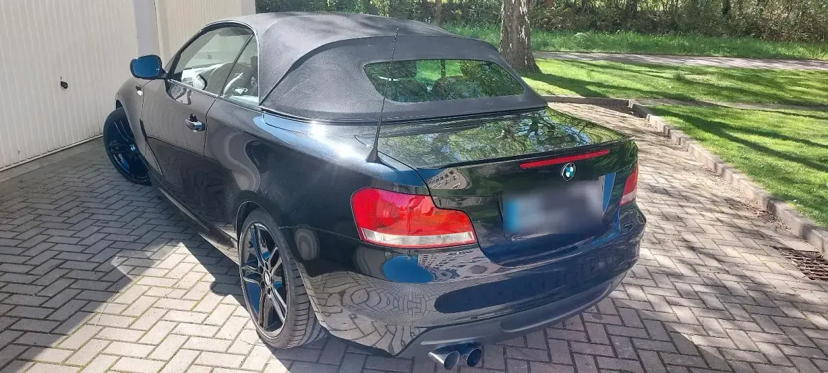 Gebraucht BMW 125 Cabriolet 218 PS (160 kW) 2011 Schwarz Cabrio