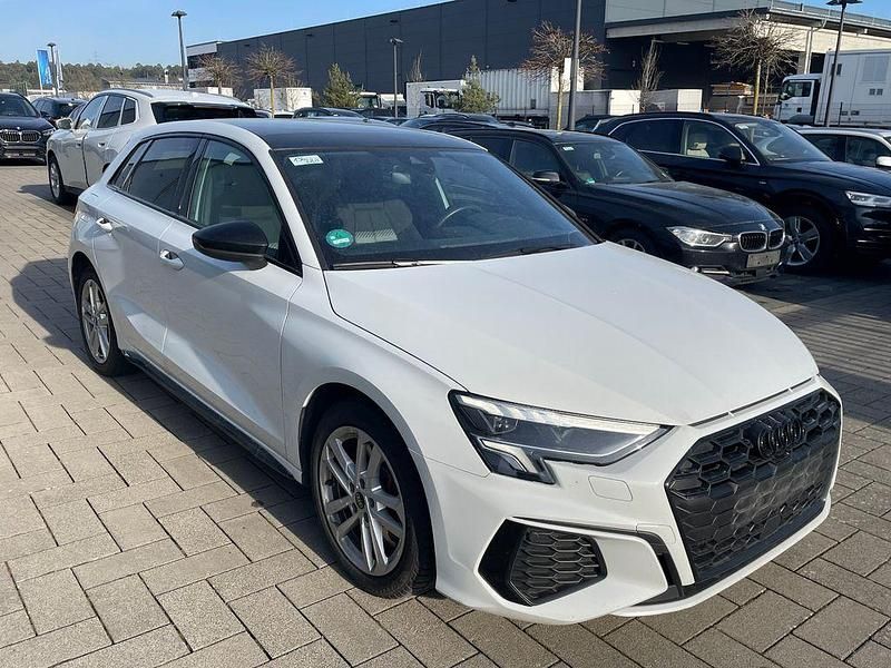 Gebraucht Audi A3 S-Line 245 PS (180 kW) 2022 Weiß Limousine