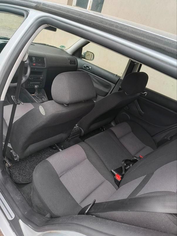 Gebraucht VW Golf IV 75 PS (55 kW) 2000 Silber Limousine