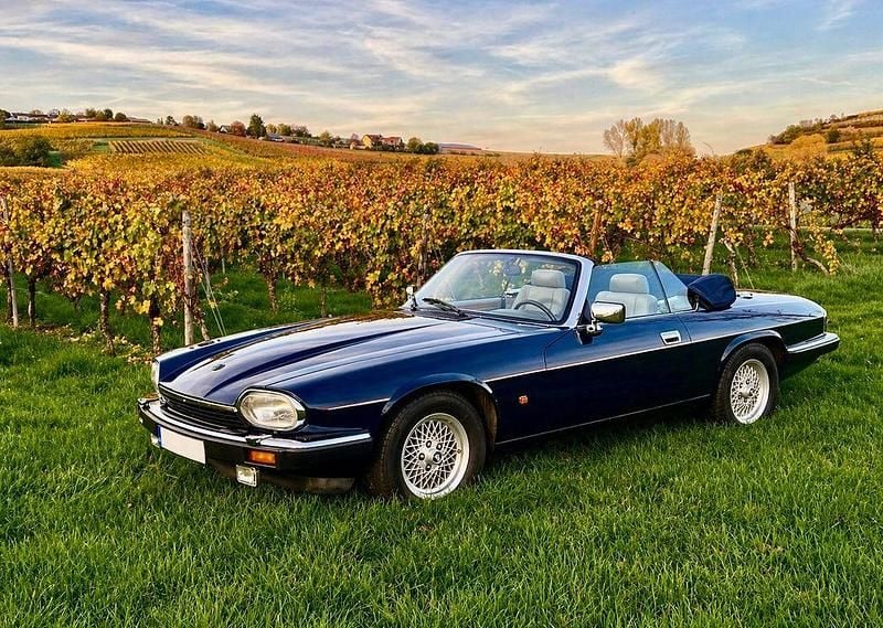 Second-hand Jaguar XJS 281 CP (206 kW) 1994 Albastru Cabrio