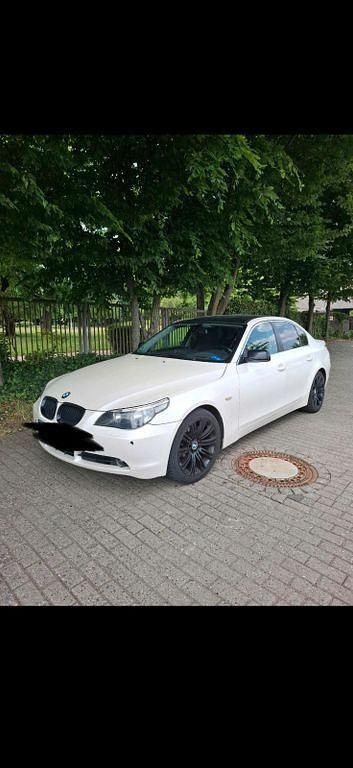 Gebraucht BMW 530 231 PS (169 kW) 2004 Grau Limousine