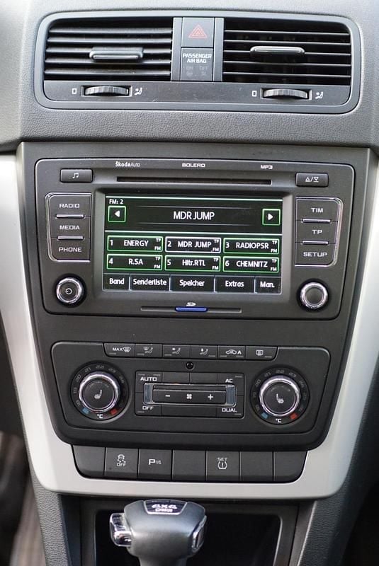 Gebraucht Skoda Yeti 140 PS (102 kW) 2012 Schwarz SUV