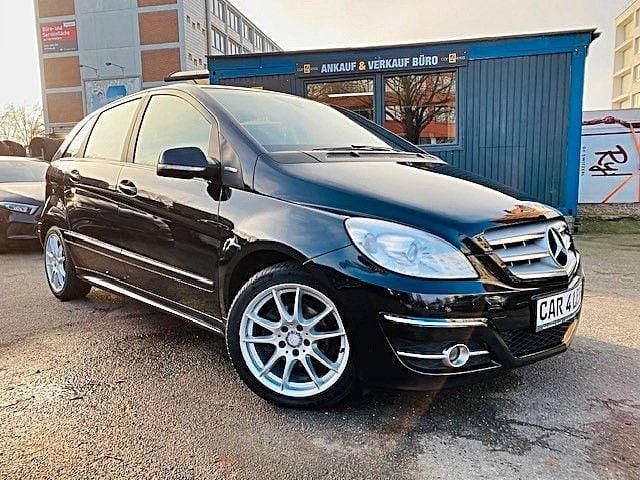 Gebraucht Mercedes B160 95 PS (69 kW) 2011 Schwarz Van / Kleinbus