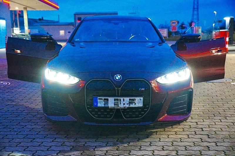 Gebraucht BMW i4 Performance 400 kW (544 PS) 2022 Rot Limousine