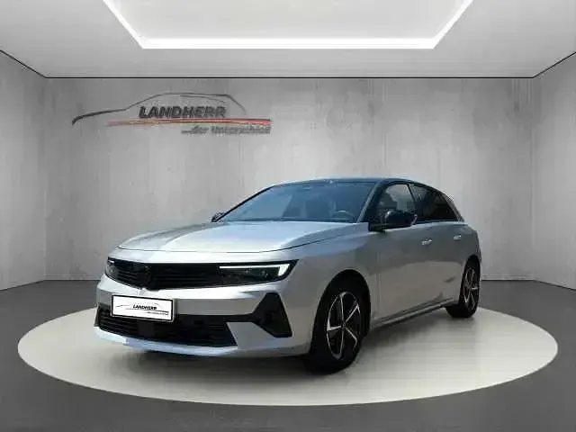 Gebraucht Opel Astra 131 PS (96 kW) 2025 Silber Kleinwagen