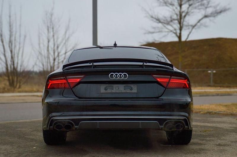 Gebraucht Audi S7 Sportback Ambiente 450 PS (330 kW) 2017 Schwarz Kleinwagen