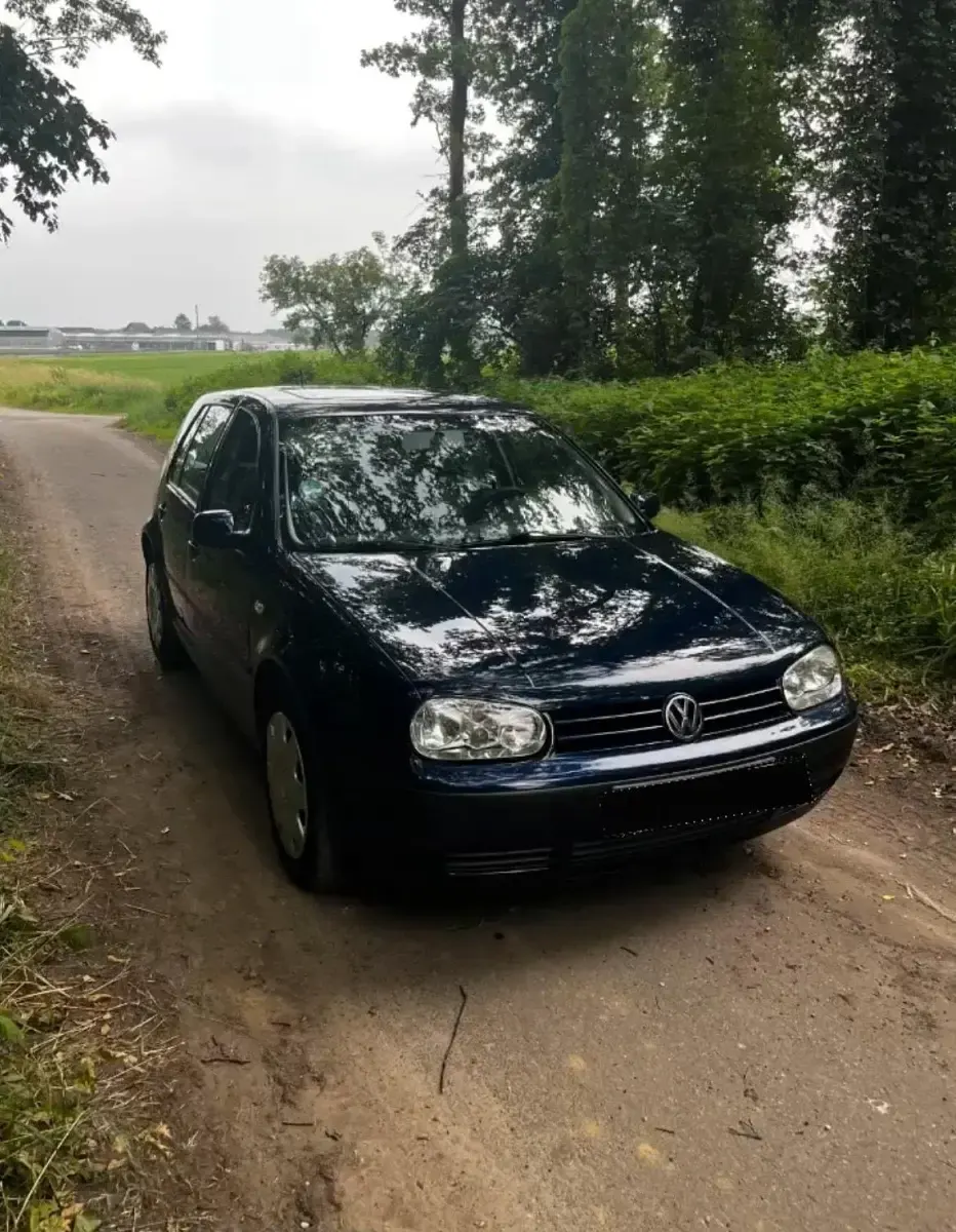 Gebraucht VW Golf IV 75 PS (55 kW) 2000 Blau Kleinwagen