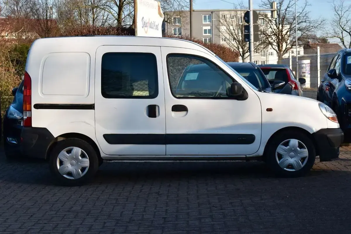 Gebraucht Renault Kangoo Rapid Extra 65 PS (47 kW) 2005 Weiß Van / Kleinbus
