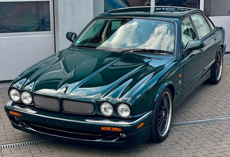 Brugt Jaguar XJR 363 HK (266 kW) 2003 Grøn Sedan