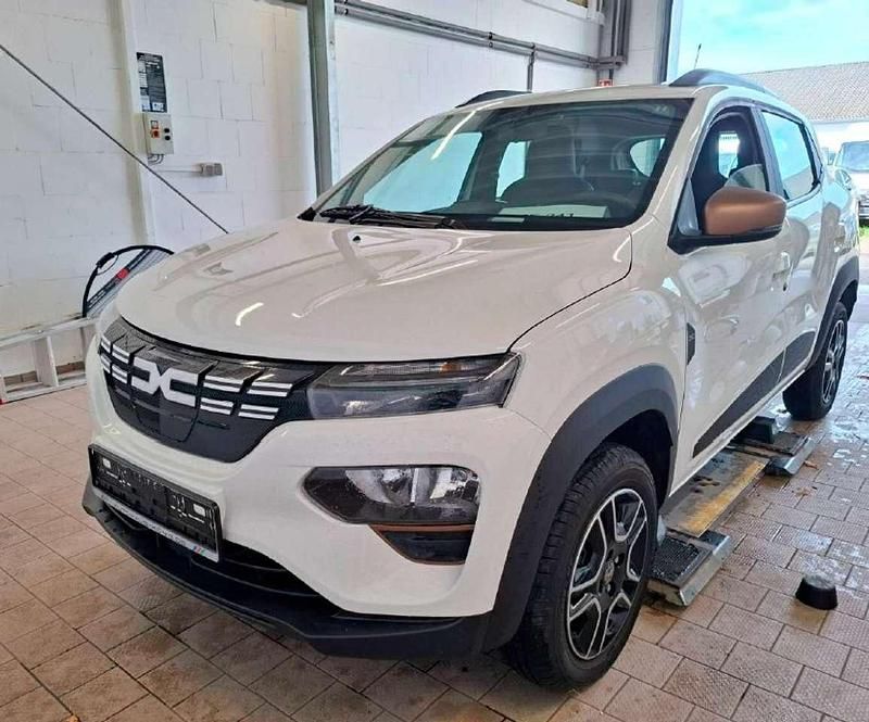 Weiß Gebraucht 2023 Dacia Spring Extreme Kleinwagen | 12.998 € (Fairer Preis) - Bild 1/4