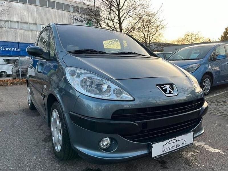 Gebraucht Peugeot 1007 73 PS (53 kW) 2006 Grau Van / Kleinbus