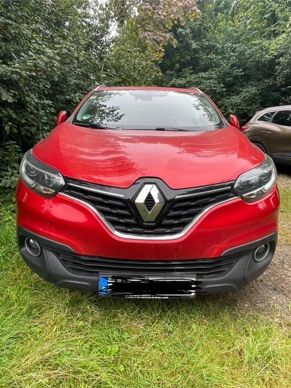 Rot Gebraucht 2018 Renault Kadjar SUV | 12.500 € (Guter Preis) - Bild 1/4