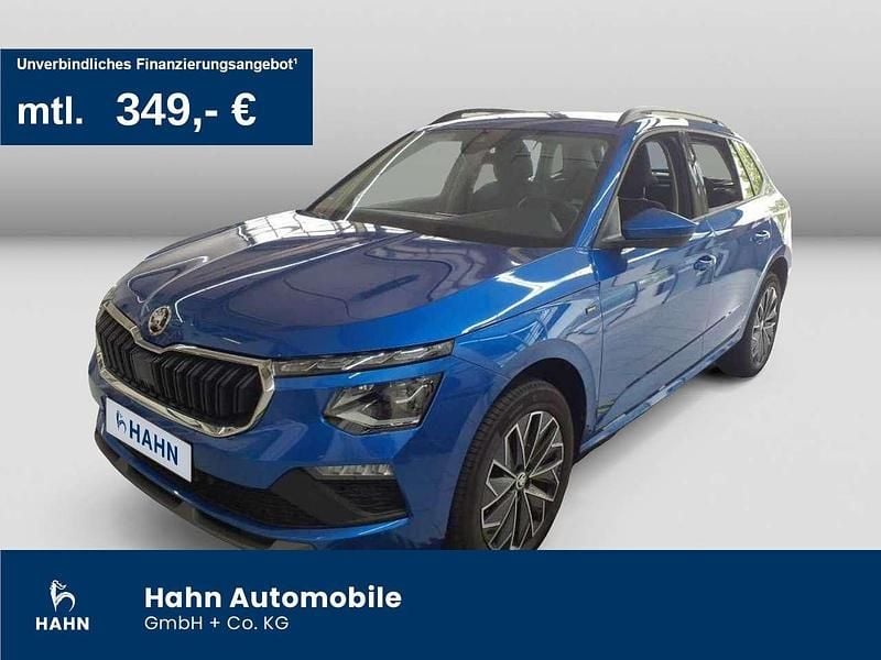 Raceblau metallic Gebraucht 2024 Skoda Kamiq Selection SUV | 27.430 € (Fairer Preis) - Bild 1/3