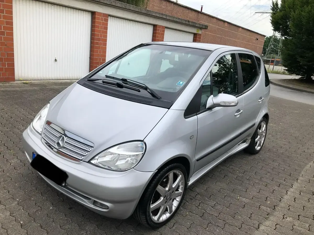Gebraucht Mercedes A210 140 PS (102 kW) 2003 Silber Kleinwagen