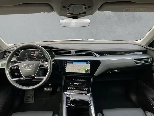 Gebraucht Audi e-tron Sportback Advanced 300 kW (408 PS) 2023 Schwarz SUV