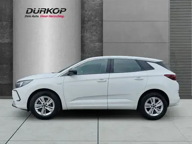 Gebraucht Opel Grandland X Enjoy 131 PS (96 kW) 2024 Weiß SUV