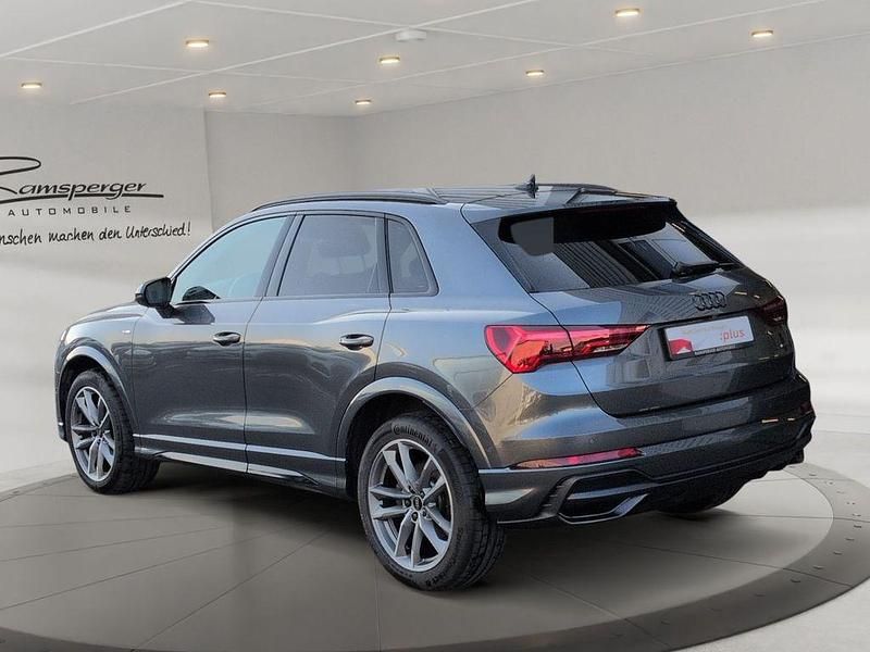 Gebraucht Audi Q3 S-Line 190 PS (139 kW) 2023 Grau (daytonagrau perleffekt) SUV