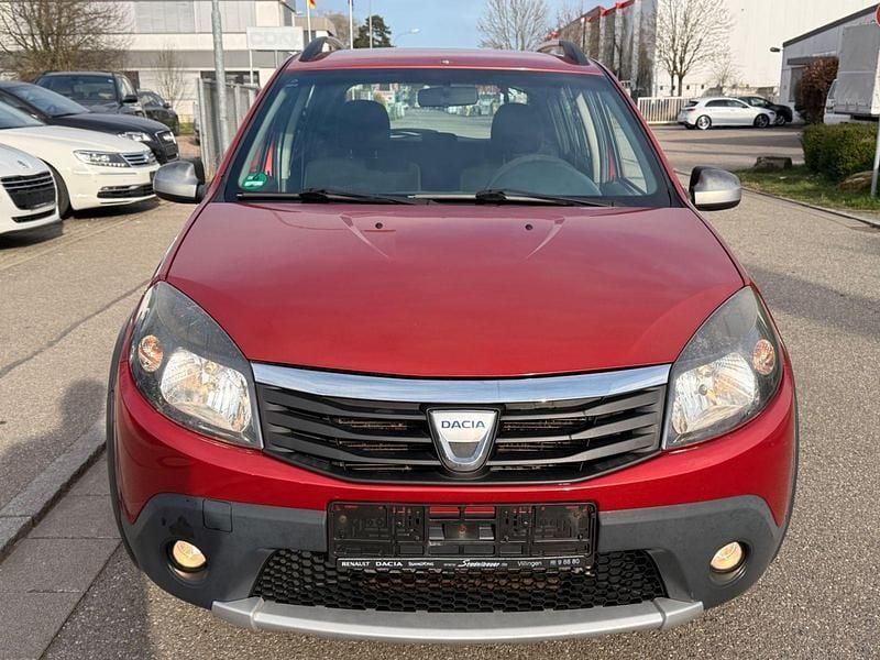 Gebraucht Dacia Sandero Stepway 87 PS (63 kW) 2010 Rot Kleinwagen