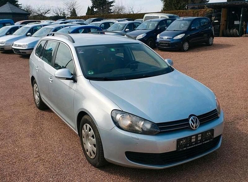Silber Gebraucht 2011 VW Golf VI Kleinwagen | 4.499 € (Fairer Preis) - Bild 1/4