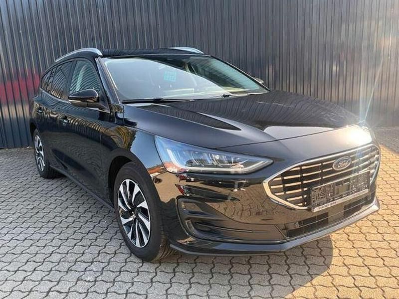 Gebraucht Ford Focus Titanium 125 PS (91 kW) 2024 Schwarz Kombi