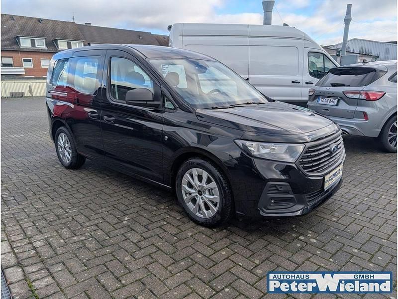 Neu Ford Tourneo Trend 150 PS (110 kW) 2026 Schwarz Van / Kleinbus