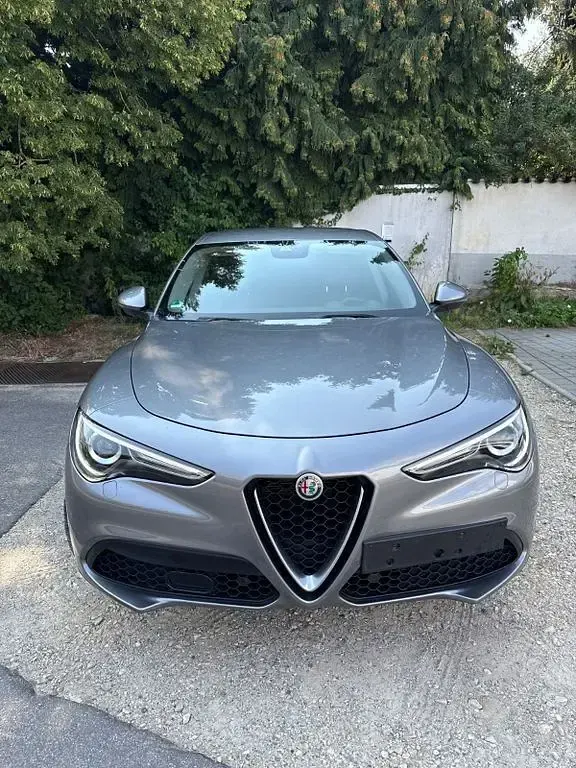 Gebraucht Alfa Romeo Stelvio Business 190 PS (139 kW) 2020 Braun SUV