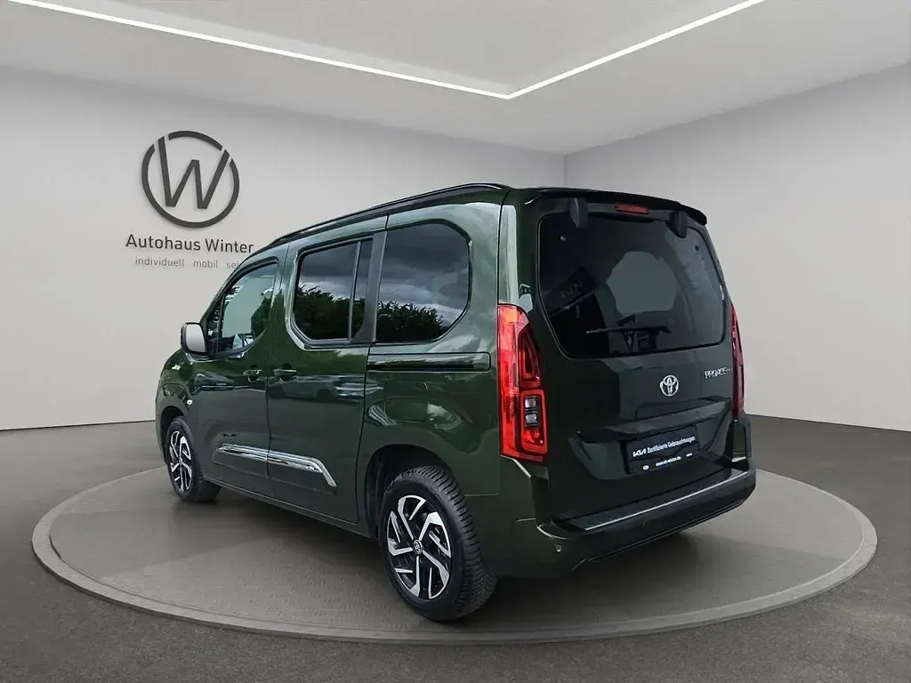 Gebraucht Toyota Proace Verso City 131 PS (96 kW) 2024 Vert sirkka Kombi